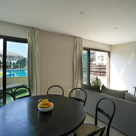 Aqua House Valentino *