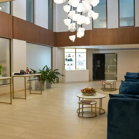 Aqua House Valentino فيلة ليماسول