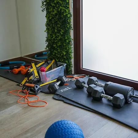 Aqua House Valentino