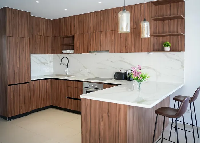 Aqua House Valentino *