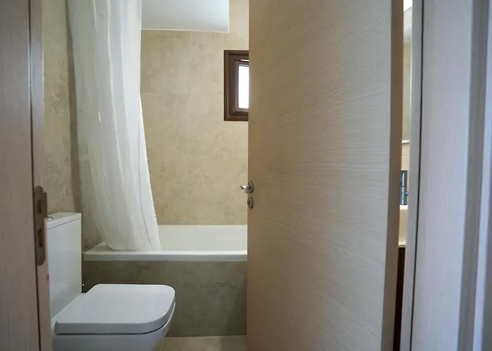 Aqua House Valentino Vila